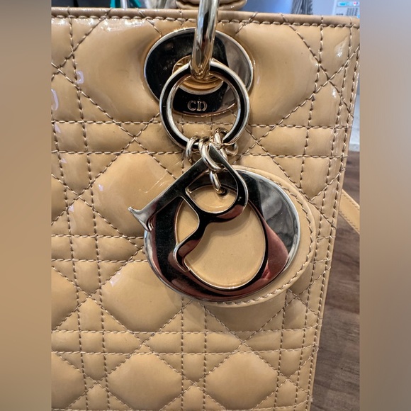 Lady Dior bag - Picture 6 of 8